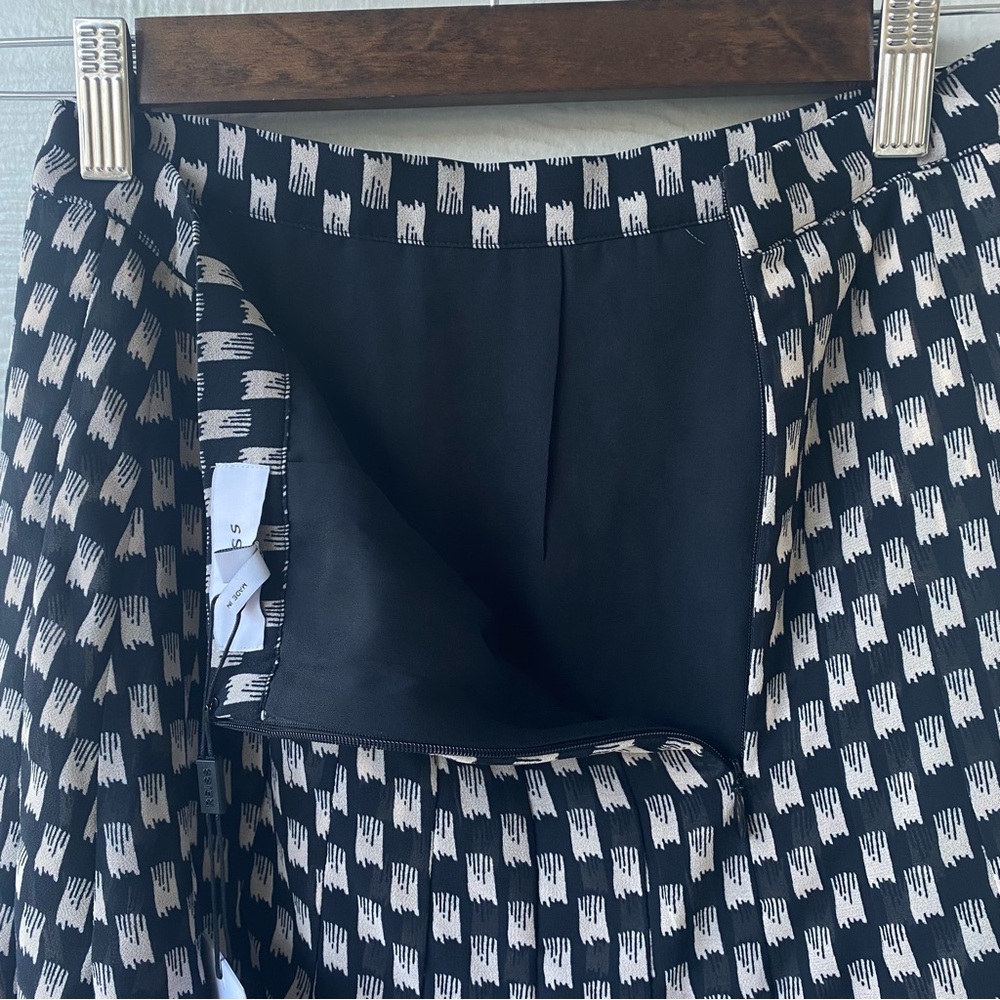 REISS Black & Cream Flared Mini Skirt - Picture 5 of 10